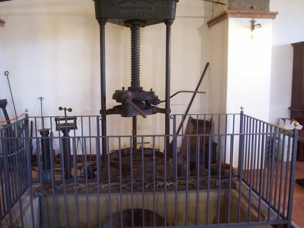 Etna Wine Azienda Agrituristica Passopisciaro エクステリア 写真
