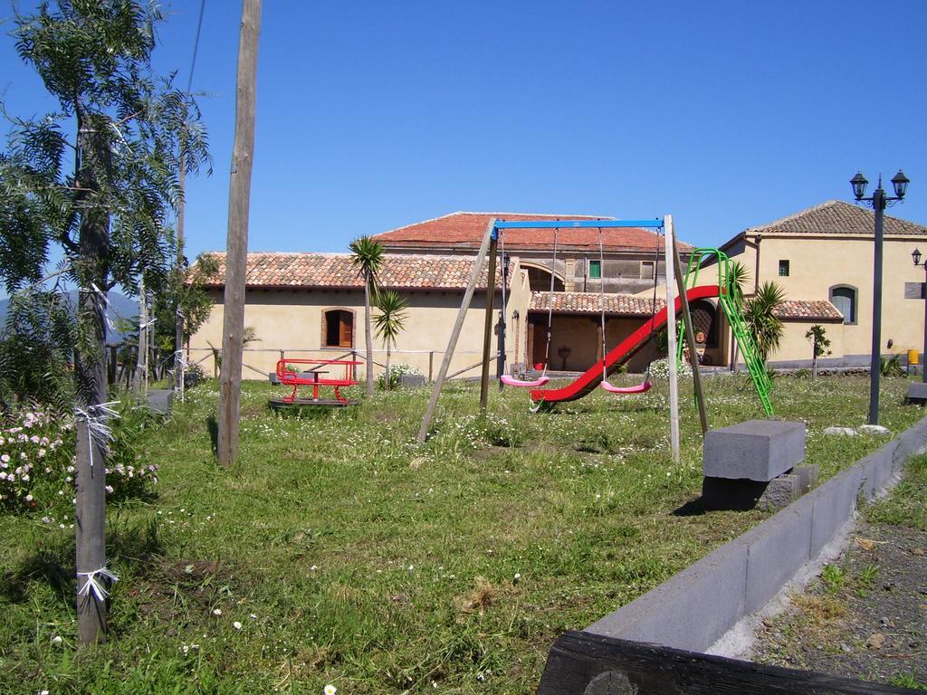Etna Wine Azienda Agrituristica Passopisciaro エクステリア 写真