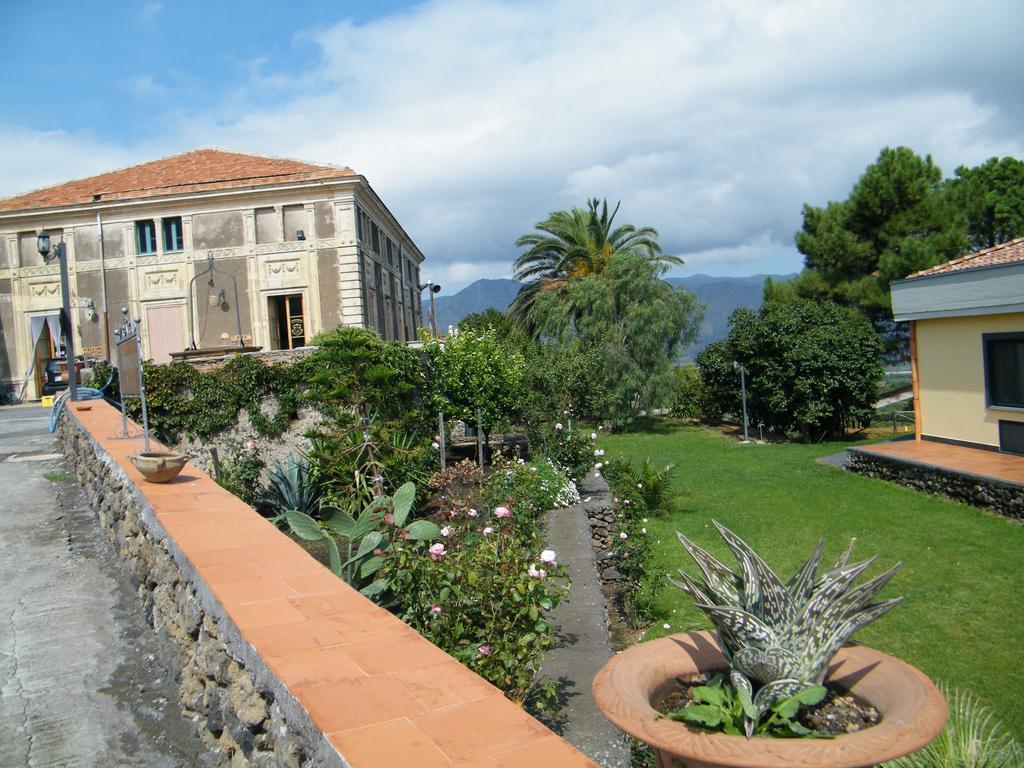 Etna Wine Azienda Agrituristica Passopisciaro エクステリア 写真