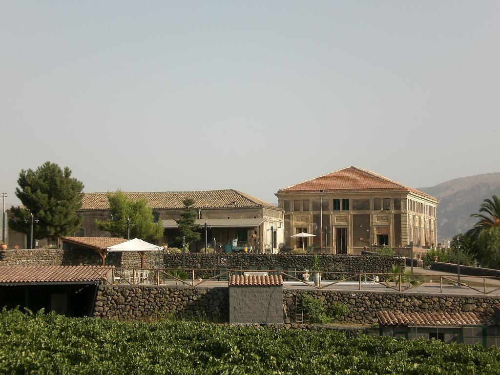 Etna Wine Azienda Agrituristica Passopisciaro エクステリア 写真