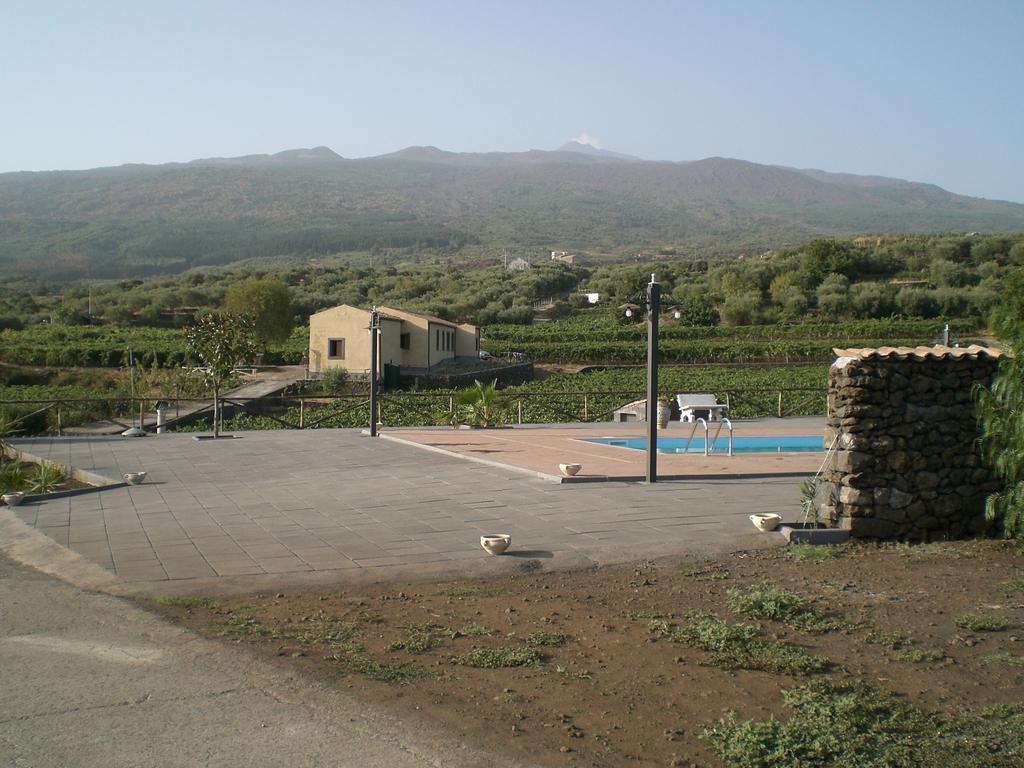 Etna Wine Azienda Agrituristica Passopisciaro エクステリア 写真